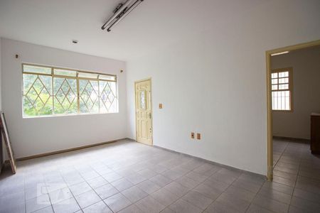 Casa à venda com 140m², 2 quartos e 1 vagaSala