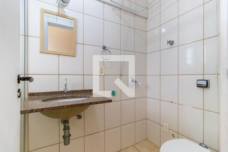 Banheiro de apartamento para alugar com 1 quarto, 33m² em Centro, Campinas