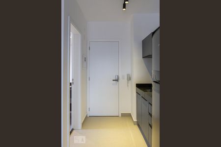 Entrada de kitnet/studio para alugar com 1 quarto, 64m² em Perdizes, São Paulo