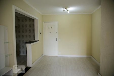 Sala de Estar de apartamento para alugar com 2 quartos, 50m² em Vila Santa Clara, São Paulo