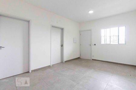 Sala de apartamento para alugar com 2 quartos, 65m² em Cidade Líder, São Paulo