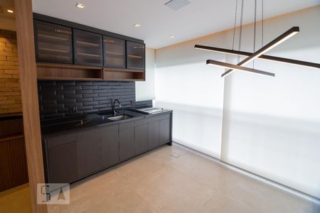 Sala de apartamento à venda com 2 quartos, 74m² em Caxingui, São Paulo