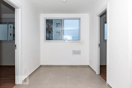 Sala/Cozinha de apartamento para alugar com 2 quartos, 36m² em Vila Guarani (z Sul), São Paulo