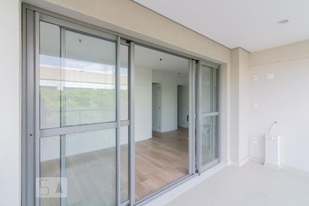 Varanda Sala de apartamento à venda com 2 quartos, 74m² em Indianópolis, São Paulo
