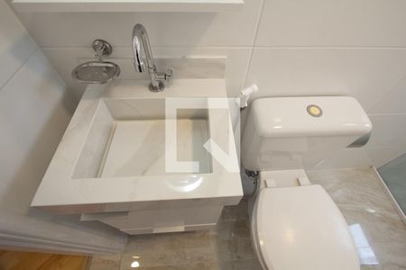 Banheiro de apartamento para alugar com 1 quarto, 45m² em Indianópolis, São Paulo