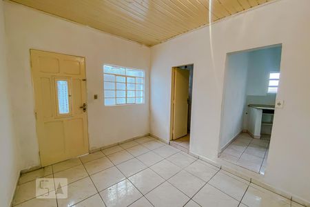 Sala de casa para alugar com 1 quarto, 70m² em Vila Santa Isabel, São Paulo