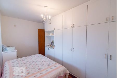 Quarto de apartamento à venda com 1 quarto, 74m² em Maracanã, Rio de Janeiro