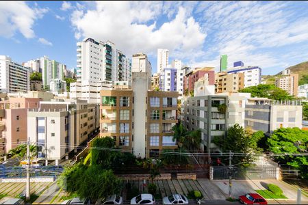 Sala - Vista de apartamento à venda com 1 quarto, 55m² em Buritis, Belo Horizonte