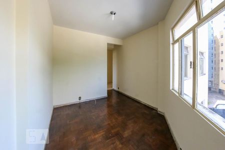 Sala de apartamento à venda com 2 quartos, 60m² em Barro Preto, Belo Horizonte