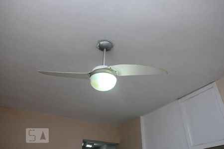 Ventilador de Teto de kitnet/studio para alugar com 1 quarto, 18m² em Botafogo, Rio de Janeiro