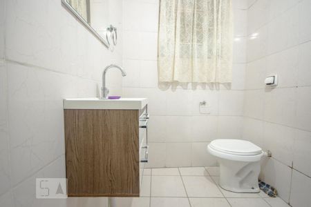 Banheiro de casa à venda com 6 quartos, 250m² em Vila Medeiros, São Paulo