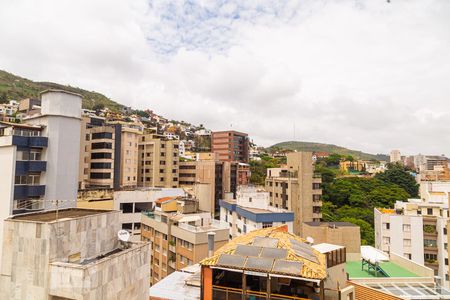 Vista da Sala de apartamento para alugar com 2 quartos, 60m² em Anchieta, Belo Horizonte