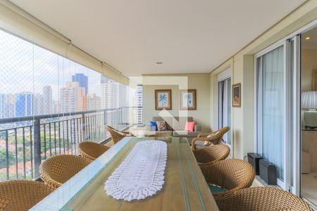 Varanda Gourmet de apartamento à venda com 4 quartos, 160m² em Santo Amaro, São Paulo