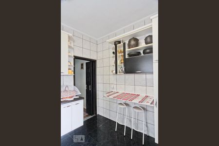 Casa para alugar com 400m², 2 quartos e 2 vagas Casa para alugar com 400m², 2 quartos e 2 vagasCozinha