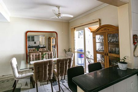 Sala de casa à venda com 3 quartos, 162m² em Tristeza, Porto Alegre