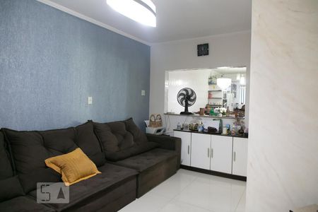 Sala de casa à venda com 5 quartos, 250m² em Jardim Casa Pintada, São Paulo