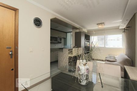 SALA de apartamento para alugar com 2 quartos, 81m² em Passo da Areia, Porto Alegre