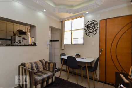 Sala de apartamento à venda com 2 quartos, 49m² em Jardim Tranqüilidade, Guarulhos
