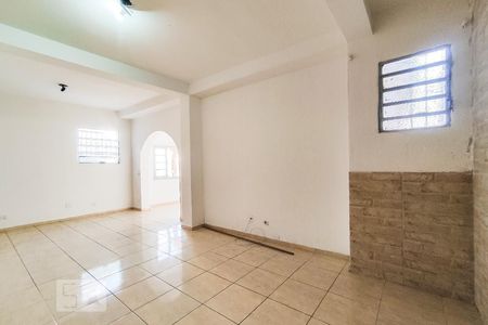 Sala de TV de casa para alugar com 2 quartos, 250m² em Jardim Jamaica, São Paulo