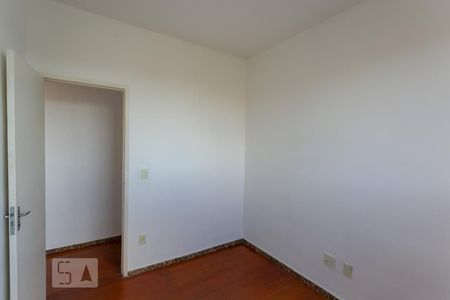 Quarto 1 de apartamento à venda com 2 quartos, 70m² em Heliópolis, Belo Horizonte