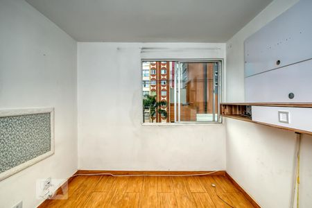 Quarto 1 de apartamento para alugar com 2 quartos, 60m² em São Francisco, Curitiba