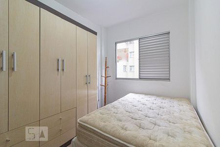 Quarto 1 de apartamento para alugar com 3 quartos, 62m² em Água Verde, Curitiba