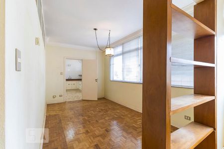 Sala de apartamento à venda com 4 quartos, 190m² em Cambuí, Campinas