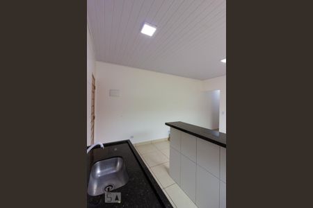 Cozinha de casa para alugar com 1 quarto, 60m² em Gramado, Cotia