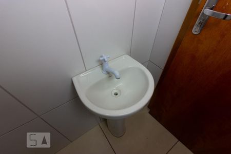 Lavabo de casa para alugar com 1 quarto, 60m² em Gramado, Cotia