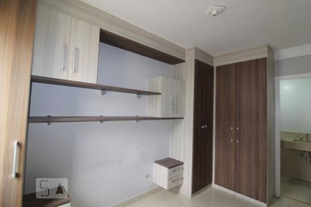 Quarto 1 suite de apartamento para alugar com 2 quartos, 65m² em Fundação, São Caetano do Sul