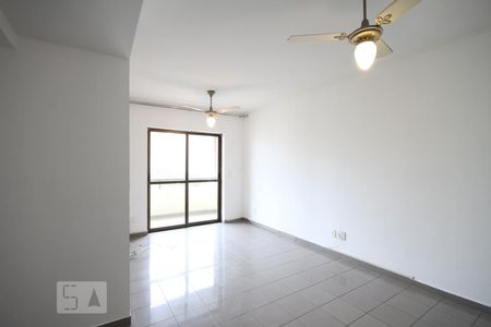 Sala de apartamento para alugar com 3 quartos, 82m² em Vila Mariana, São Paulo