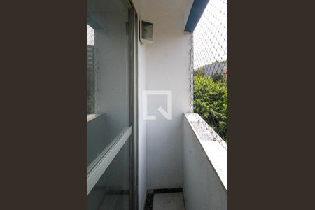 Varanda de apartamento para alugar com 2 quartos, 55m² em Jardim Santa Terezinha (zona Leste), São Paulo