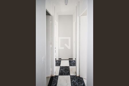 Corredor de apartamento para alugar com 2 quartos, 55m² em Jardim Santa Terezinha (zona Leste), São Paulo