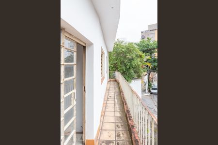 Sacada de casa à venda com 3 quartos, 190m² em Lapa, São Paulo