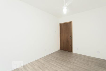 SALA de kitnet/studio à venda com 1 quarto, 45m² em Passo D’areia, Porto Alegre