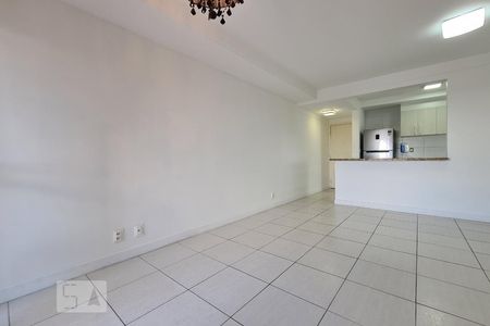 Sala de apartamento para alugar com 3 quartos, 90m² em Além Ponte, Sorocaba