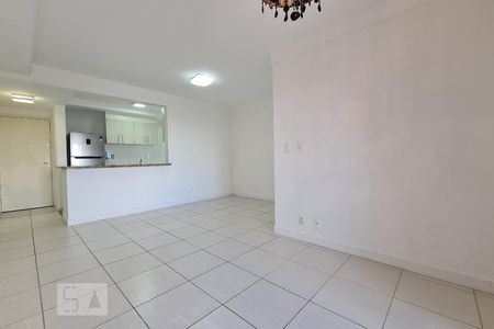 Sala de apartamento para alugar com 3 quartos, 90m² em Além Ponte, Sorocaba