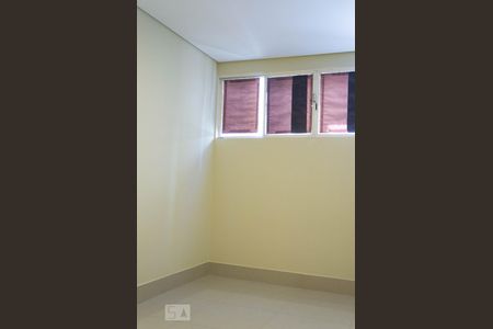 Quarto 1 de apartamento para alugar com 2 quartos, 72m² em Samambaia Norte (samambaia), Brasília