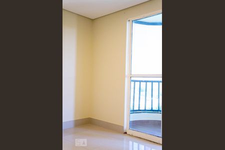 Quarto 1 de apartamento para alugar com 2 quartos, 72m² em Samambaia Norte (samambaia), Brasília