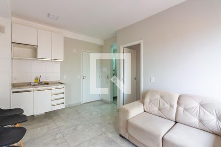 Sala e Cozinha  de apartamento para alugar com 1 quarto, 50m² em Jardim D’abril, Osasco