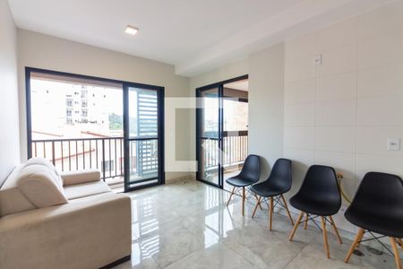 Sala e Cozinha  de apartamento para alugar com 1 quarto, 50m² em Jardim D’abril, Osasco