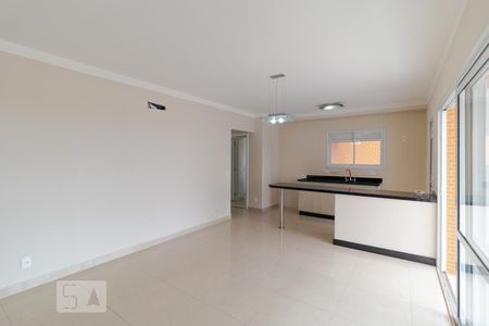 Salas de apartamento para alugar com 3 quartos, 119m² em Taquaral, Campinas