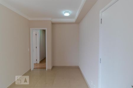 Salas de apartamento para alugar com 3 quartos, 119m² em Taquaral, Campinas