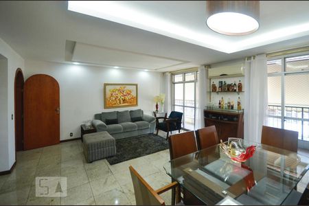Sala de apartamento à venda com 4 quartos, 200m² em Icaraí, Niterói