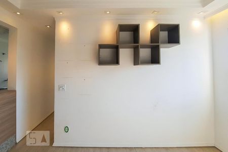 Sala de apartamento para alugar com 2 quartos, 45m² em Jardim Canhema, Diadema