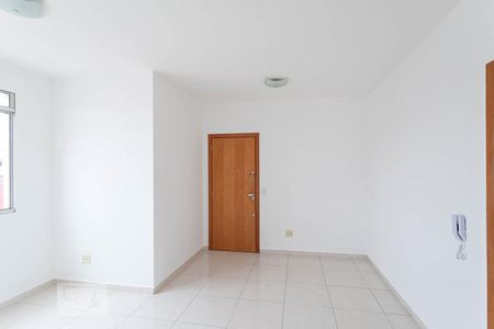 Sala  de apartamento à venda com 3 quartos, 70m² em Ipiranga, Belo Horizonte