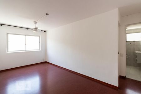 Sala de apartamento para alugar com 1 quarto, 45m² em Vila Nova Conceição, São Paulo