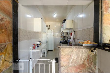 Cozinha de casa à venda com 3 quartos, 268m² em Alto Caiçaras, Belo Horizonte