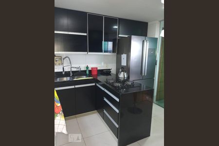 Apartamento à venda com 3 quartos, 180m² em Santa Rosa, Belo Horizonte