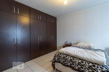 Suíte de casa à venda com 3 quartos, 150m² em Vila Picinin, São Paulo